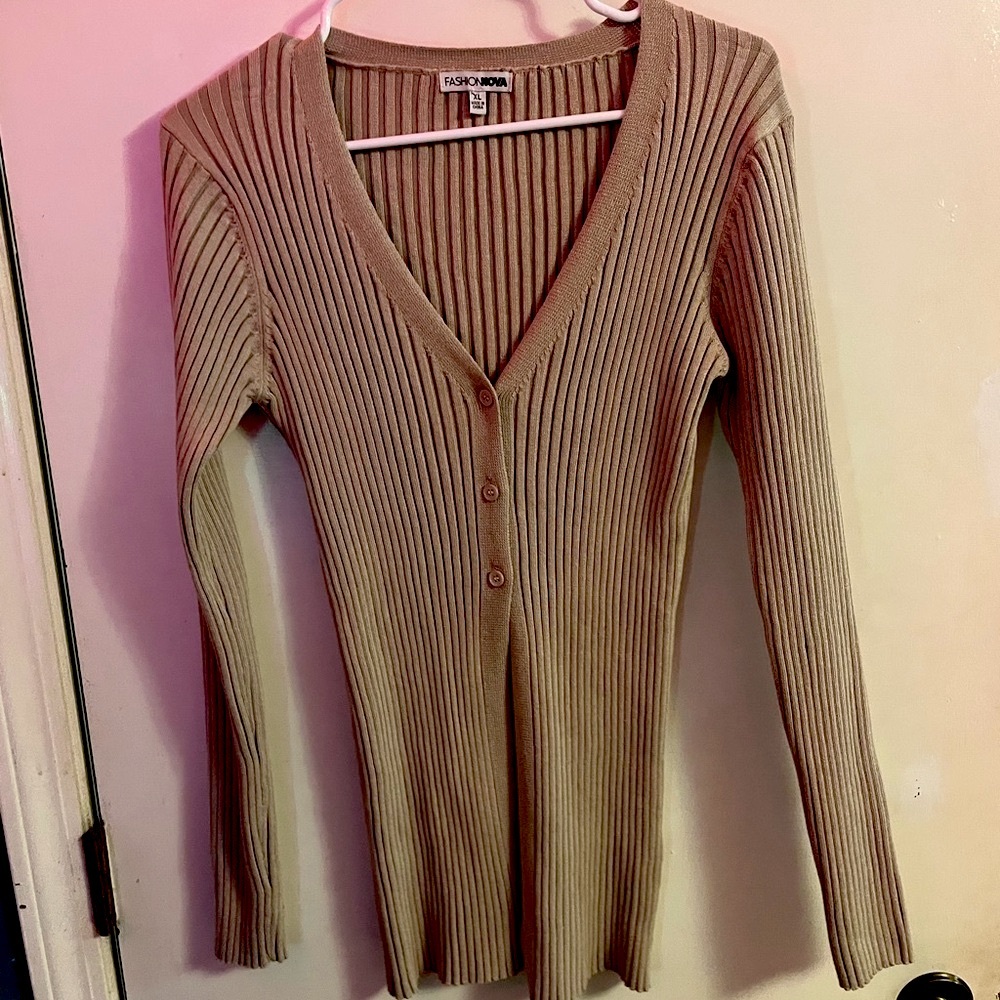 NWOT Fashion Nova Ribbed Tan Cardigan 🤎